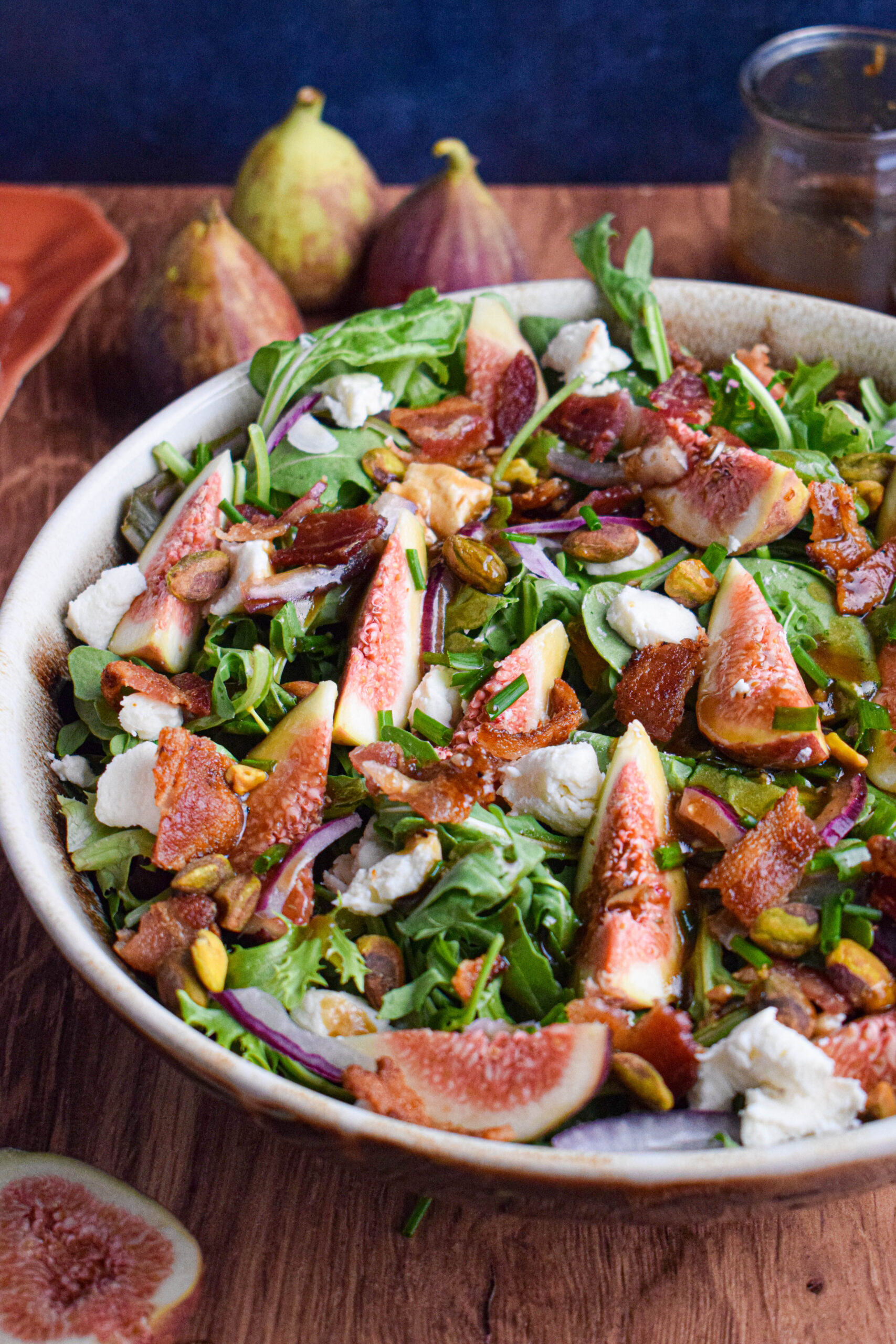 Elegant Fig & Goat Cheese Salad: Sweet, Tangy, & Seasonal